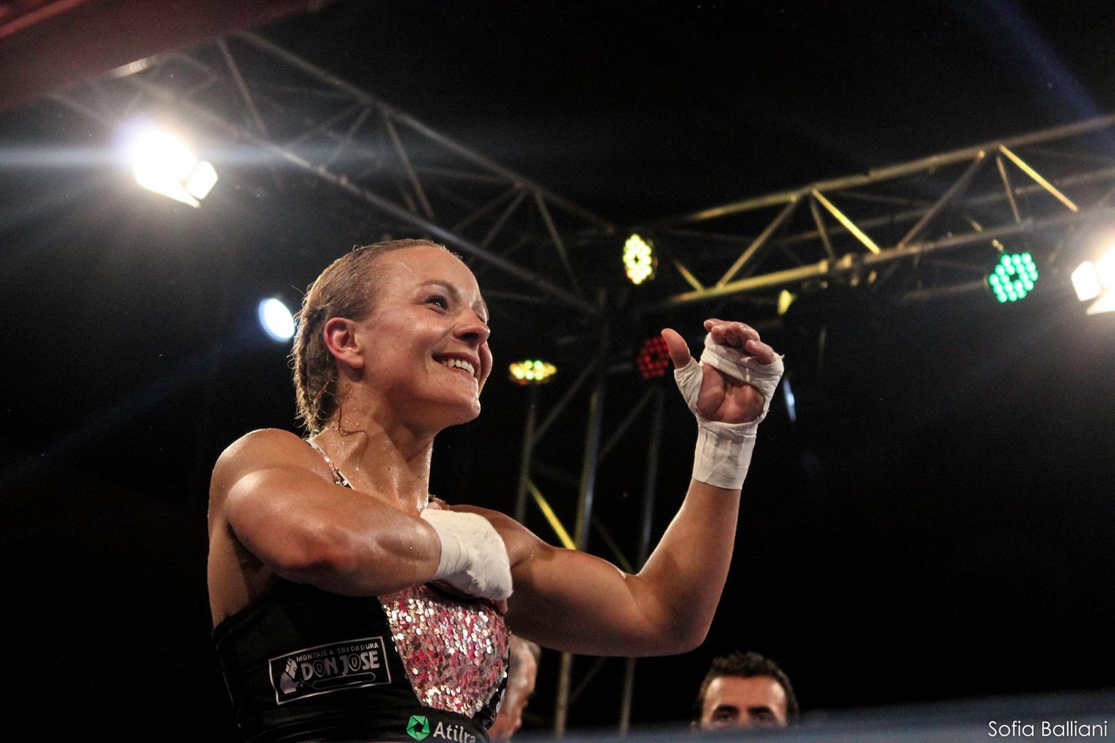 Boxeadora «Tuti» Bopp: «Me quedaré con el título para la Argentina»