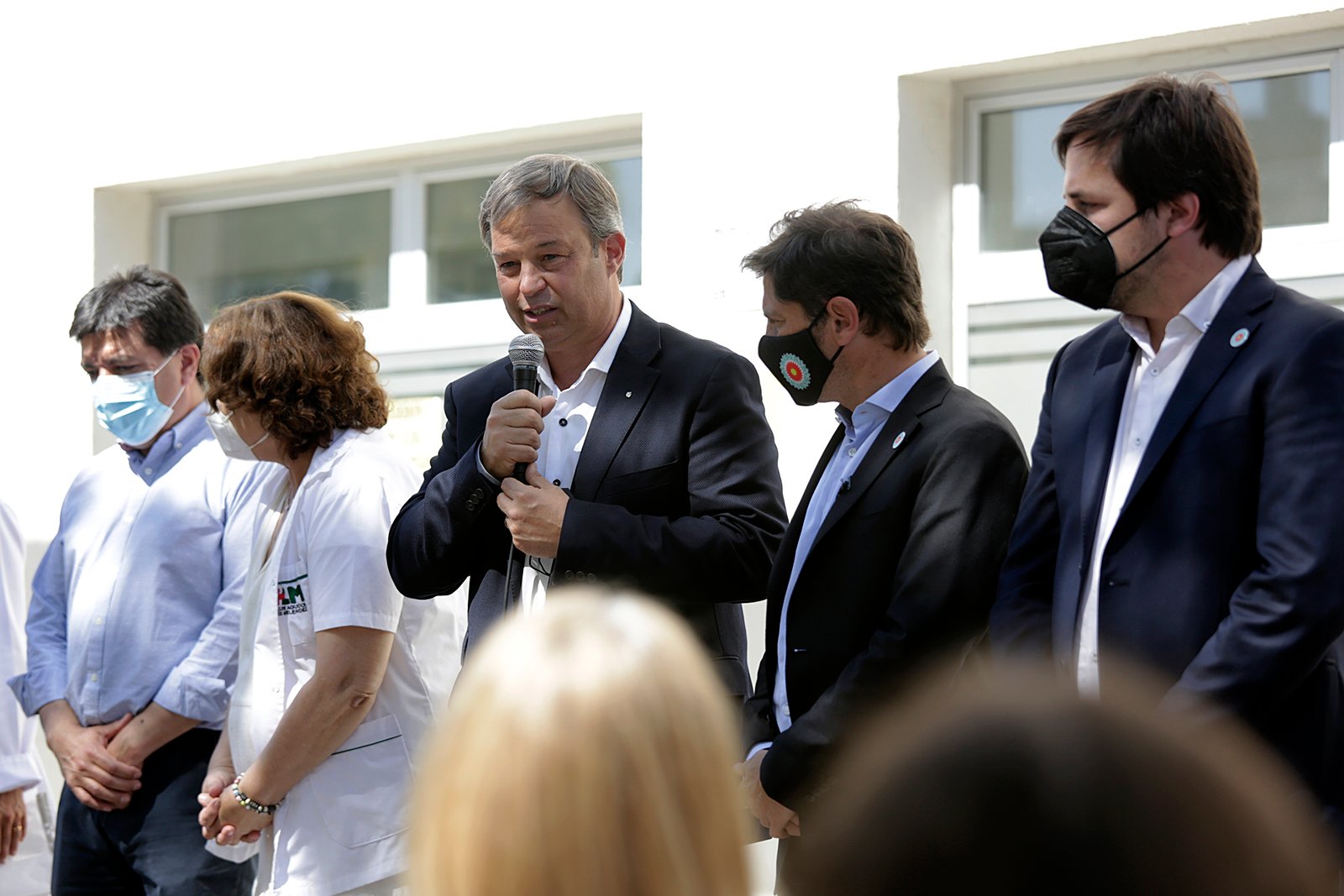 Kicillof y Cascallares encabezaron emotivo homenaje al personal de salud y recorrieron el Parque Industrial