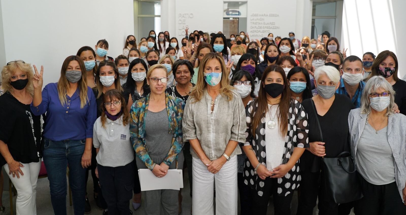 Dulce Granados encabezó un conversatorio por el «Día Internacional de la Eliminación de la Violencia contra la Mujer»