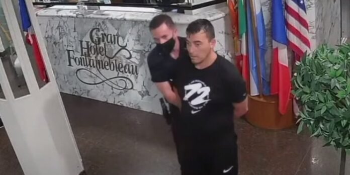LRQDVEaD
