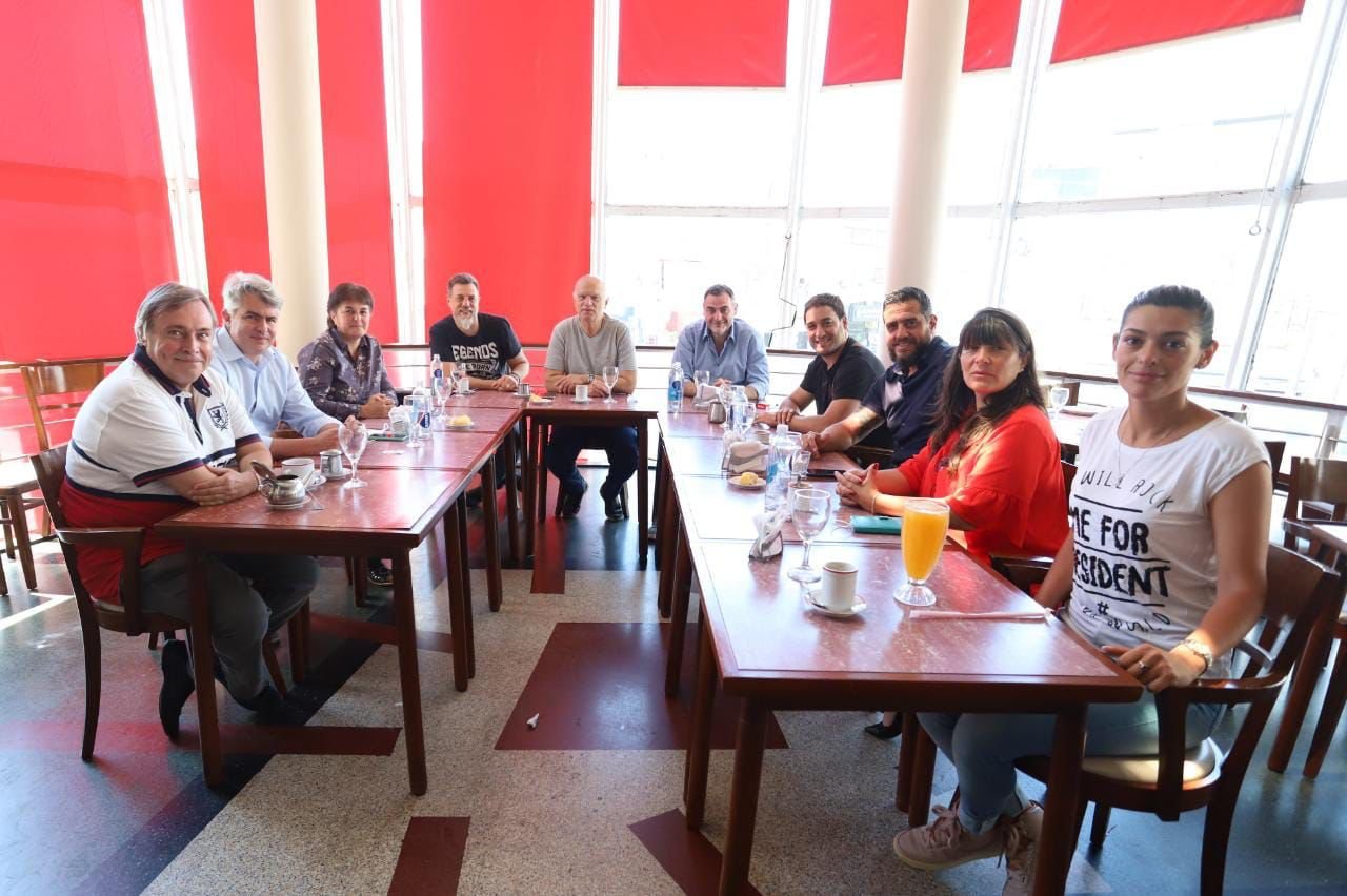 #Elecciones2021 Grindetti se reunió con los concejales electos de Juntos Lanús