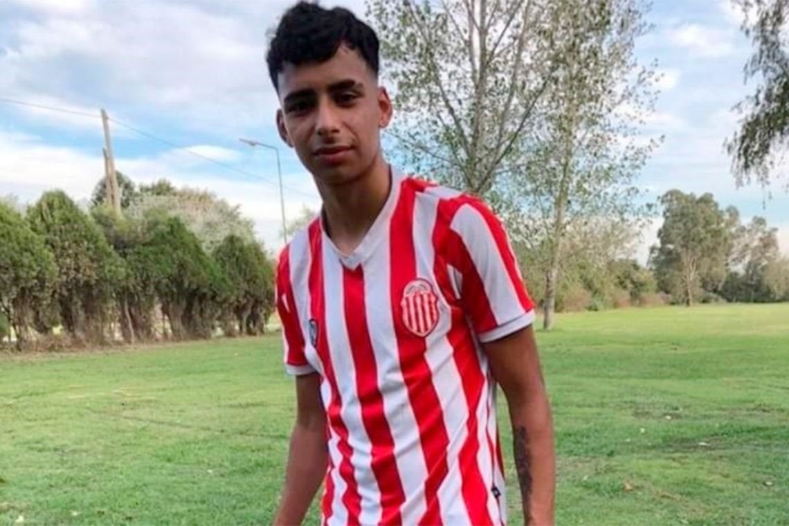 Marcha, bronca y denuncia de «Gatillo fácil»: murió Lucas, el joven futbolista baleado en Barracas