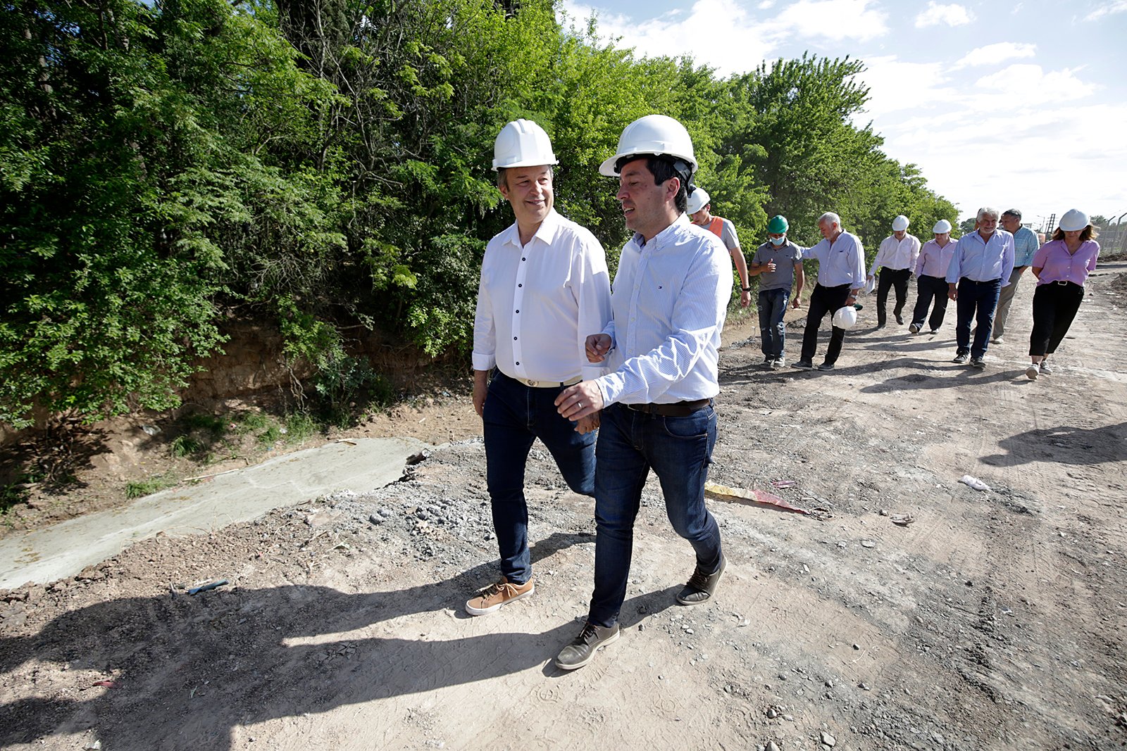 El intendente Cascallares y el titular de infraestructura bonaerense, Nardini, supervisaron el avance la histórica obra hidráulica de Yapeyú II