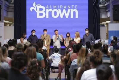El Municipio de Brown entregó ajuares a más de 200 futuras mamás