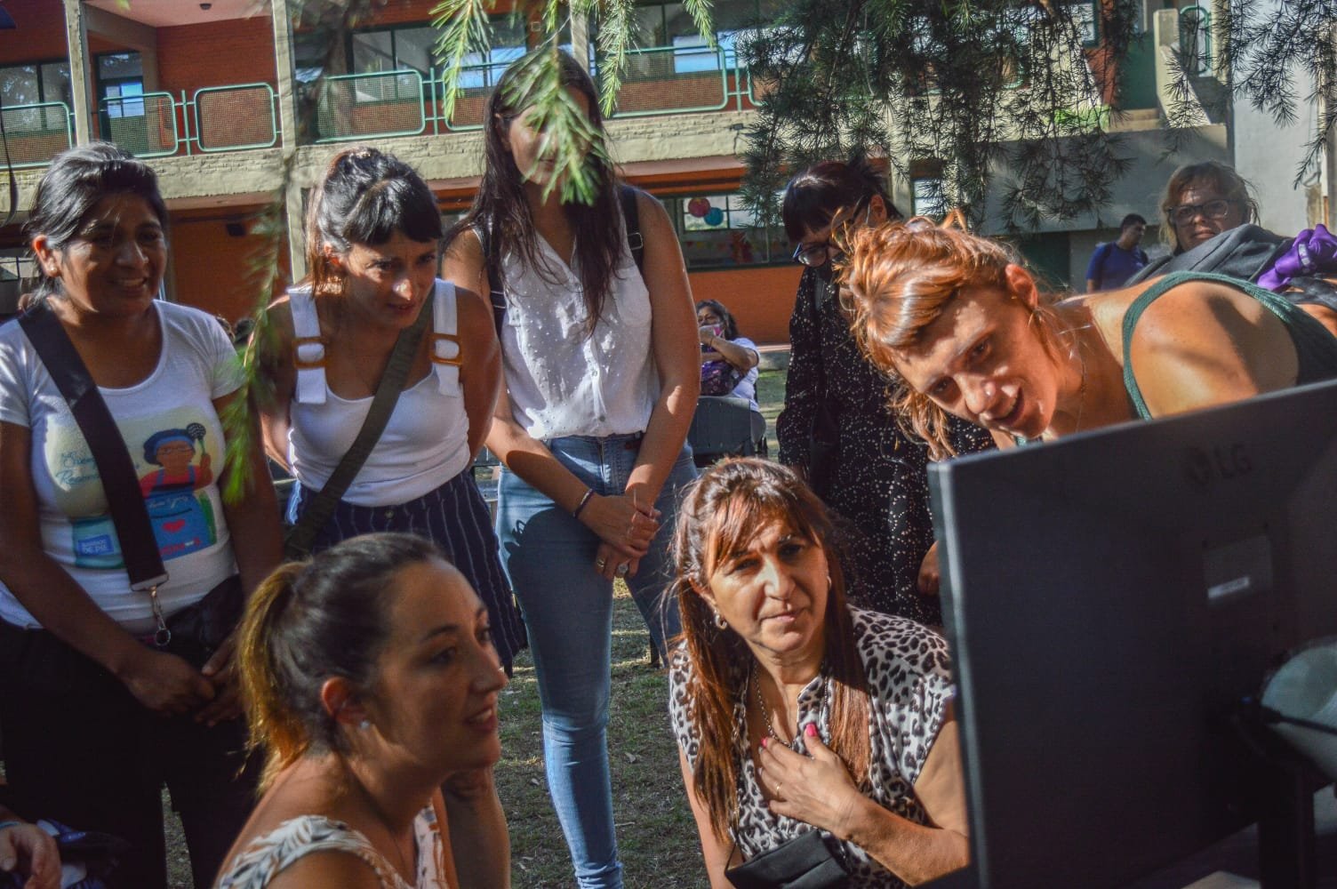 “Vamos en camino a construir una agenda de política de cuidado lomense”