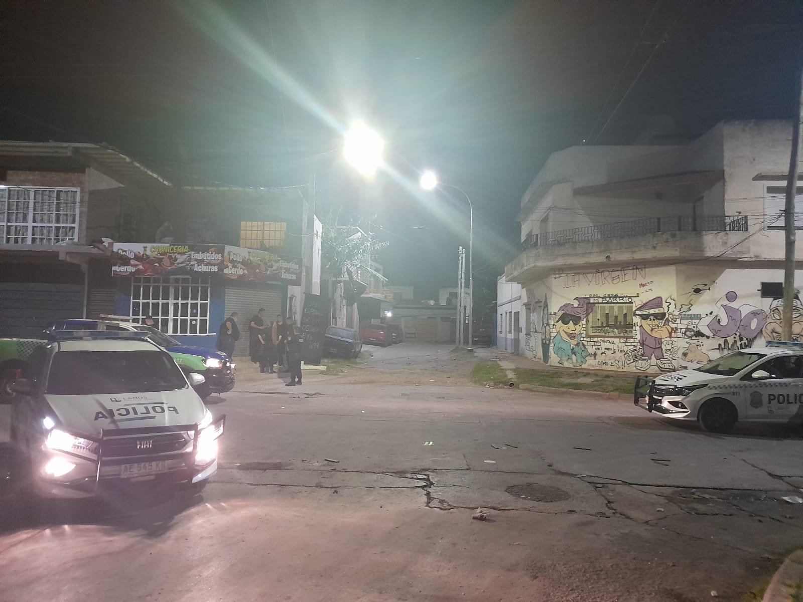 Remedios de Escalada: discusión entre vecinos terminó a los tiros, un herido y un hombre atrincherado