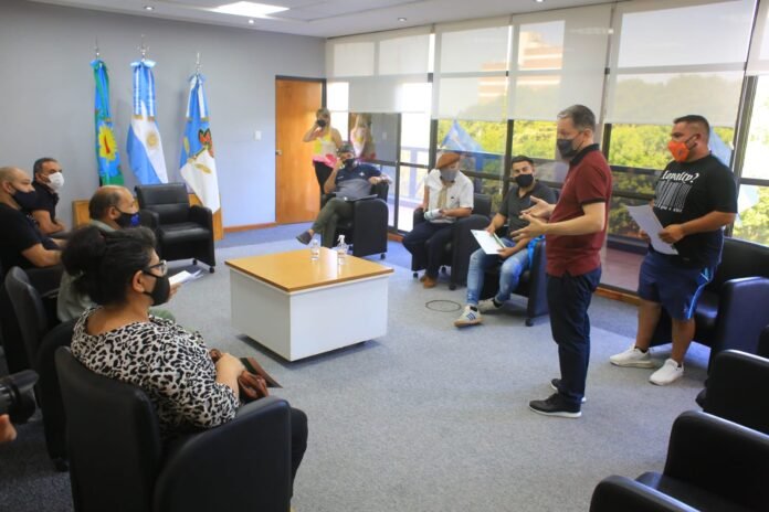 aee0392c-c2e8-8c2e-b14e-05d56a902734