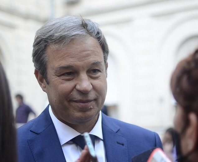 Para Cascallares, algunos «medios que buscan archivar» la denuncia de una mesa judicial