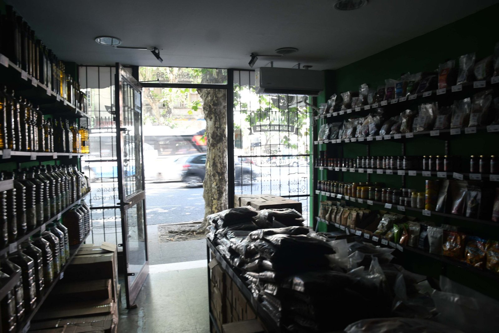 Calor extremo y siguen los cortes: Brown, Varela, Ezeiza, Lomas, Quilmes, Avellaneda, Berazategui y Echeverría entre los distritos afectados