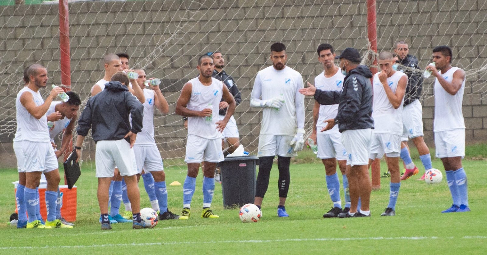 Por coronavirus, Temperley no viajará a Montevideo a seguir pretemporada