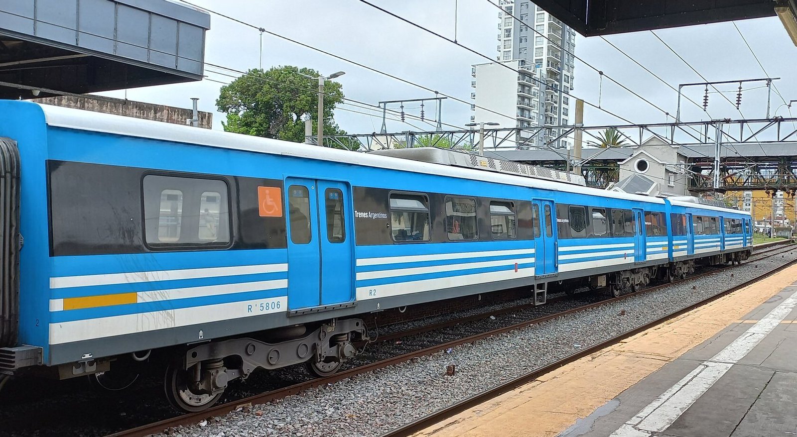 Mañana habrá trenes: ferroviarios suspenden el paro