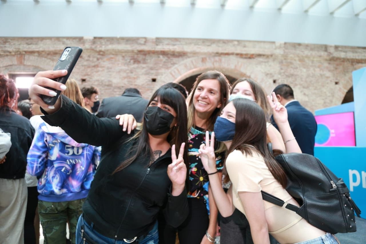 Fernanda Raverta: «Que los chicos que dejaron la escuela vuelvan a las aulas es responsabilidad de todos»