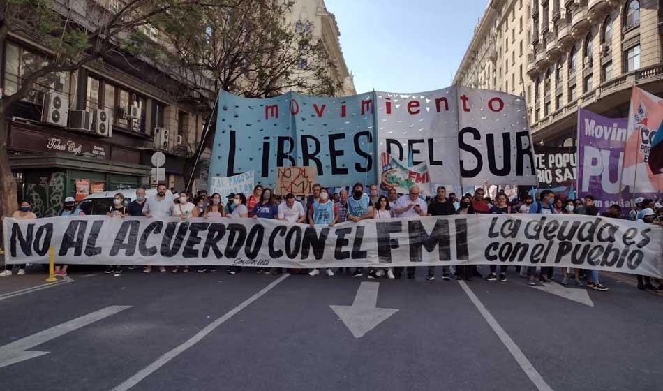Con una urna gigante en Plaza de Mayo: Libres del Sur lanza una consulta popular por el acuerdo con el FMI