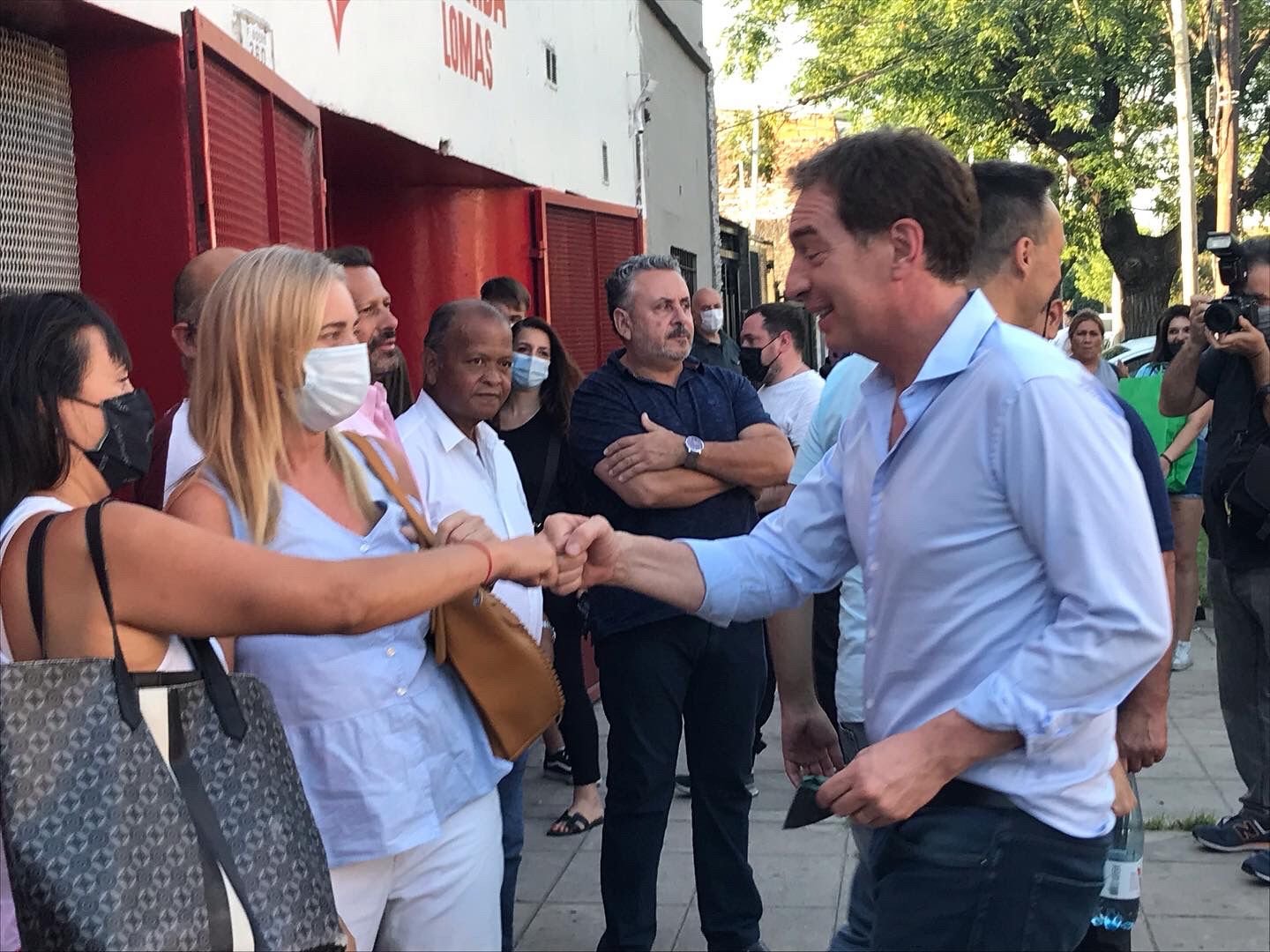La visita de Diego Santilli a Lomas de Zamora marcó el ritmo de la interna de Juntos en el distrito