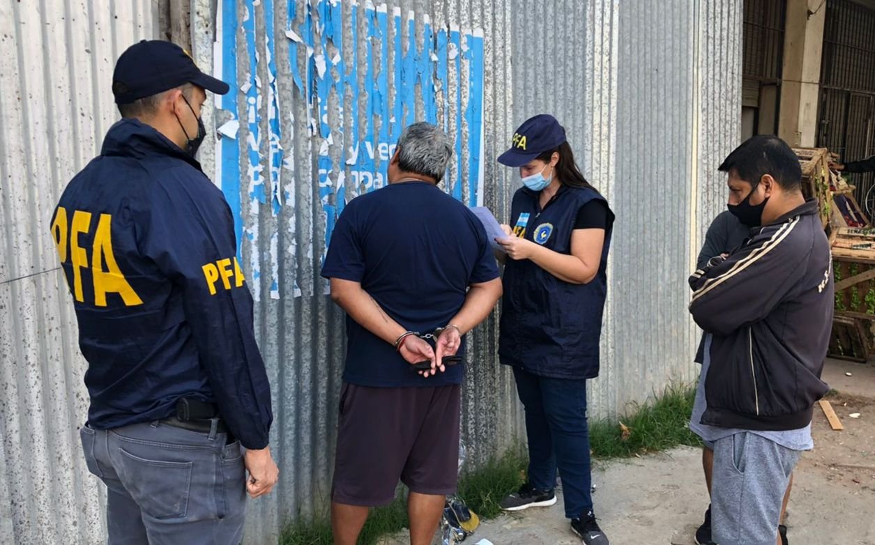 Ingeniero Budge: detienen a acusado de abusar de menores