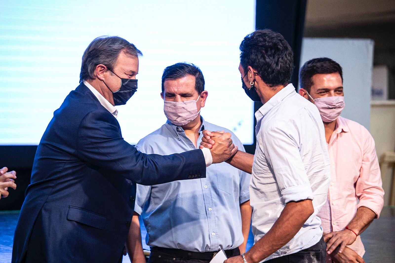 Cascallares y Fabiani suman apoyo a vecinos con discapacidad