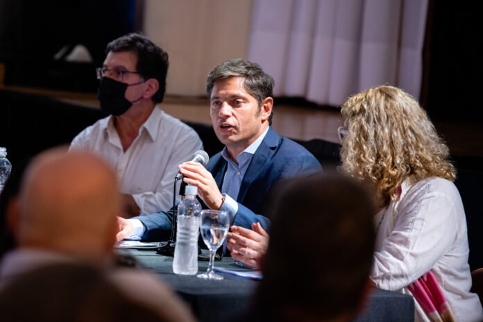 kicillof-y-sileoni-encabezaron-el-cierre-del-encuentro-de-inspectores-y-jefes-regionales-y-distritales-de-educacin-03_51872381083_o