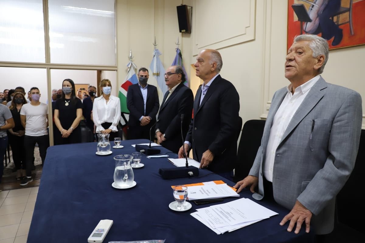 Pedido por la Policía Local, obras en 400 calles y Delegaciones Municipales: ejes del discurso de Grindetti en el inicio de sesiones del HCD