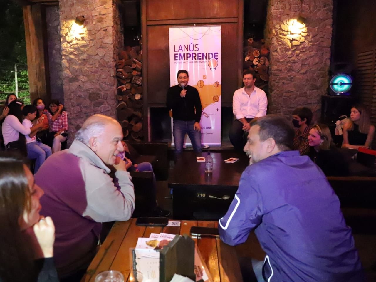 Grindetti participó de charlas y encuentros con emprendedores de Lanús