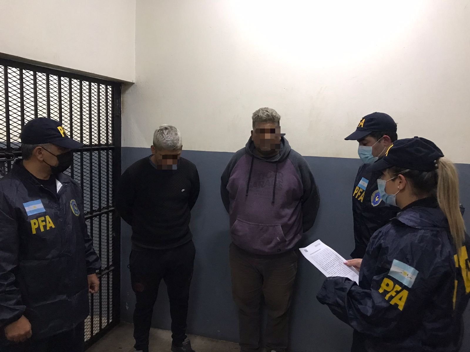 Acusados por acoso: allanan el domicilio de los ex técnicos de Argentinos de Quilmes