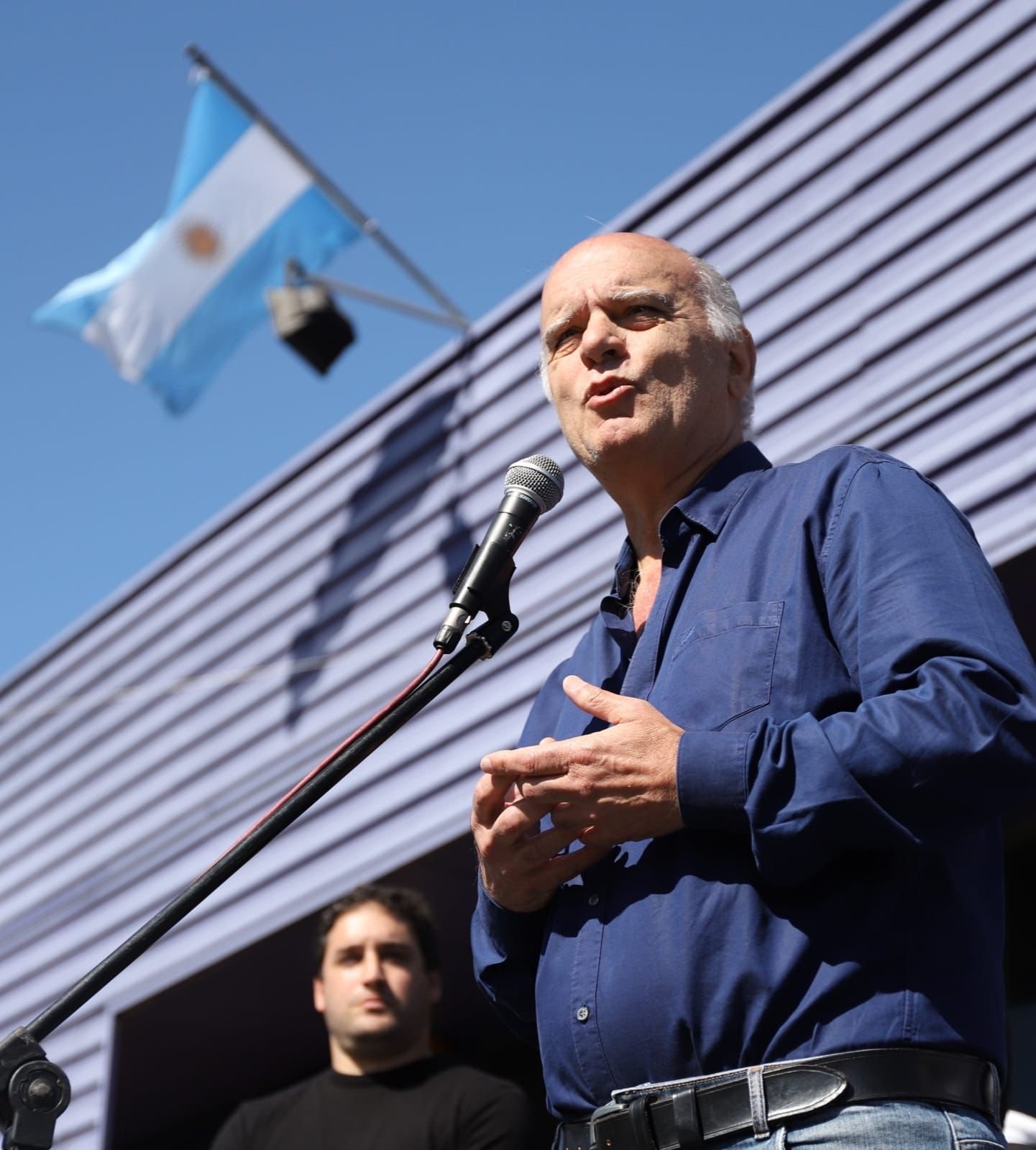 Lanús: Grindetti rindió homenaje a los veteranos de Malvinas