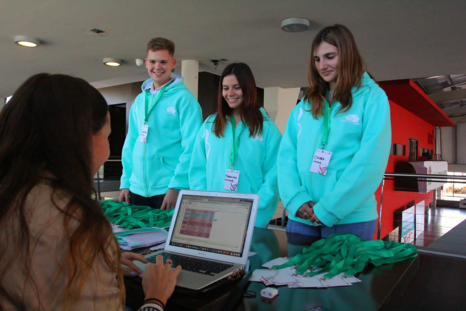 Esteban Echeverría recibió a 100 jóvenes que participarán de «Scholas Ciudadanía Mercociudades 2022»