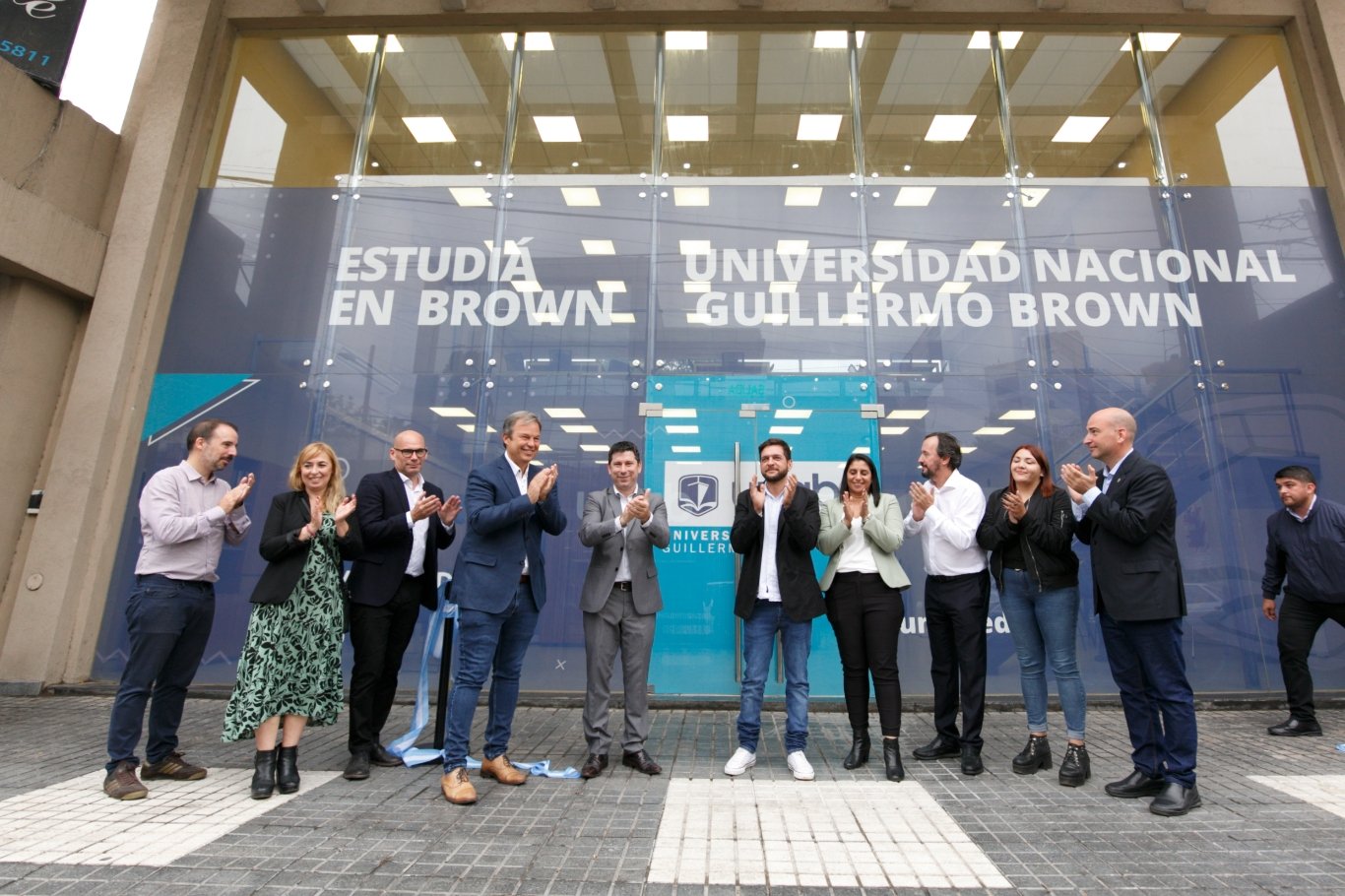 Cascallares destacó el crecimiento de la UNAB que inauguró una sede en Brown