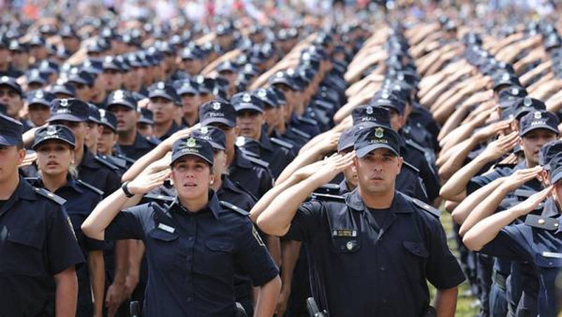 Amplían la edad de ingreso de los cadetes a la Policía bonaerense