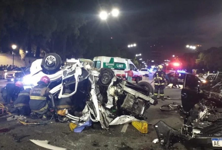 Tremendo choque: dos muertos y 10 heridos tras accidente entre cuatro vehículos frente al Hipódromo de Palermo