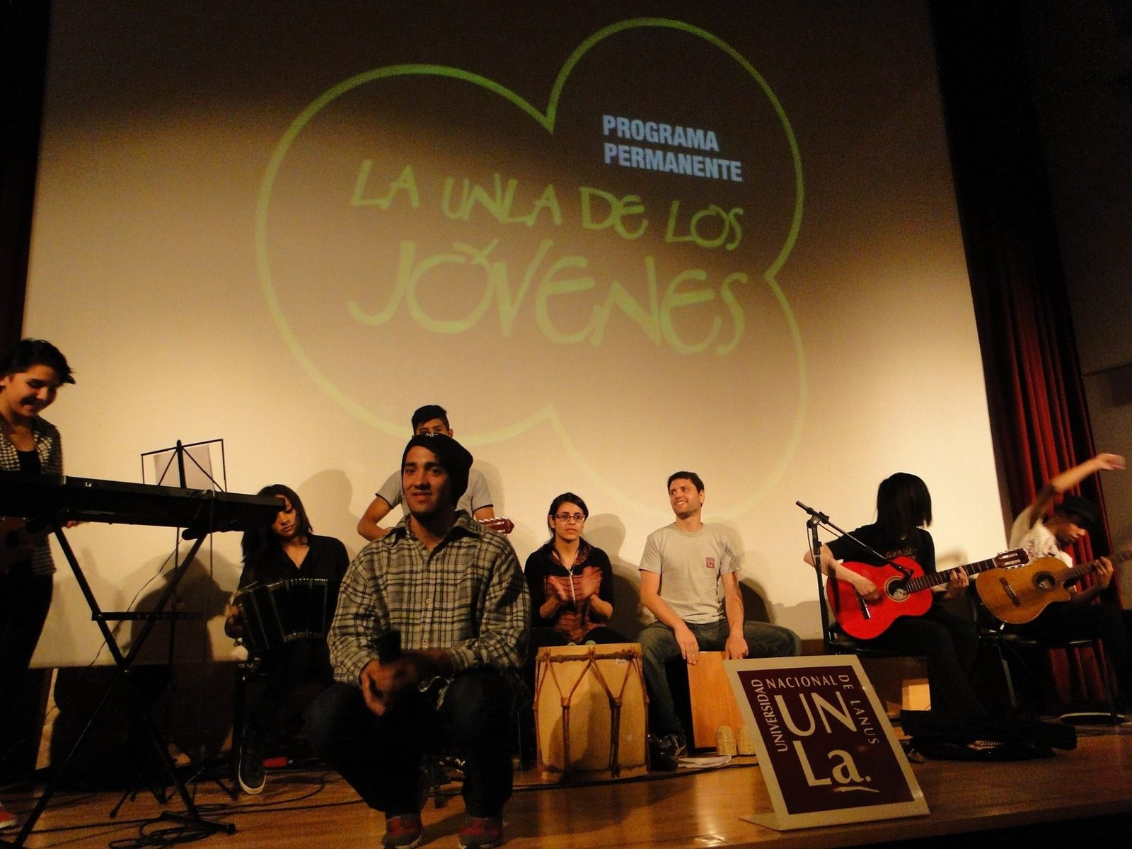 Se abrió la inscripción a los talleres del Programa “La UNLa de los Jóvenes”: las 12 opciones