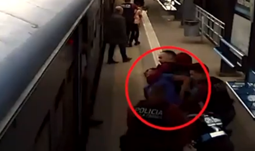 La APP Trenes Seguros ayudó a detener a un grupo de personas que hacían disturbios en el furgón y agredió al personal ferroviario