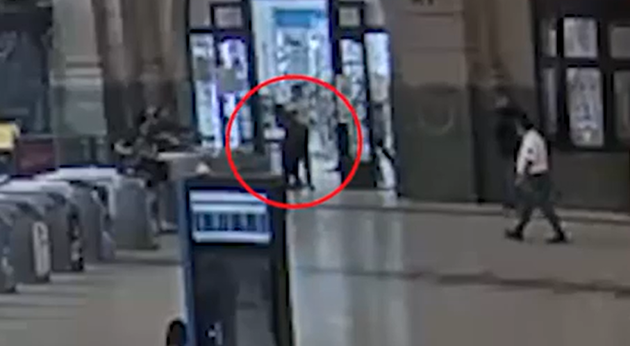 Robó en la farmacia del Hall de Retiro, fue detectado por el Comando Trenes Seguros y terminó detenido