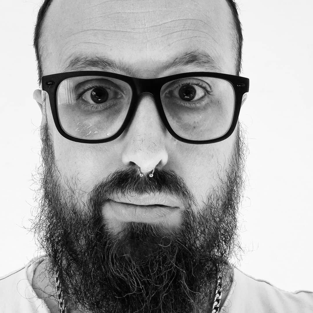 De Luis Guillón a París: la historia del artista plástico que expondrá en el Louvre