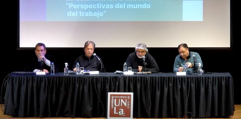 Dirigentes sindicales debatieron en la UNLa y criticaron la idea de sectores de la oposición de dolarizar la economía