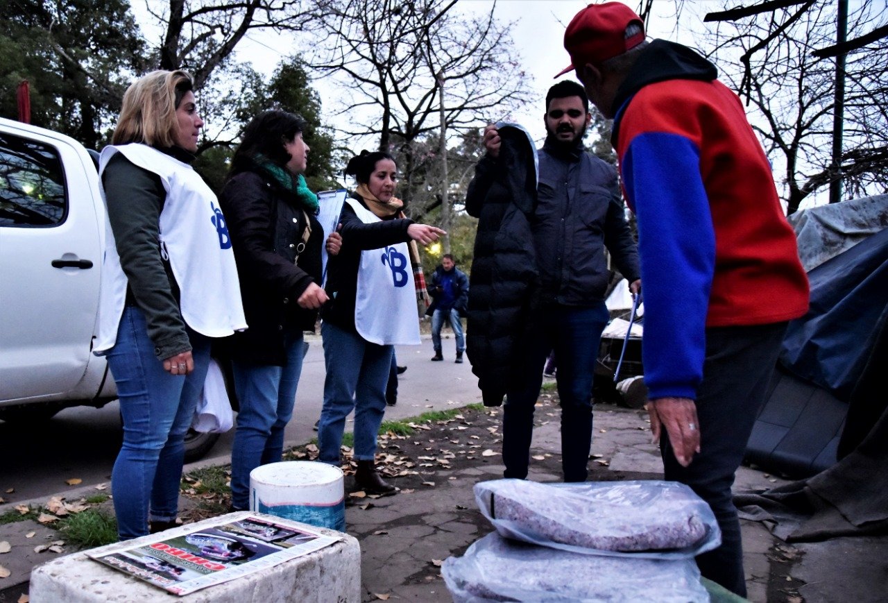 Operativo Frío: el Municipio profundiza la atención a personas en situación de calle