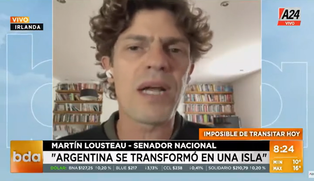 Lousteau afirmó que «se deben eliminar la enorme cantidad de privilegios que hay en el Estado»