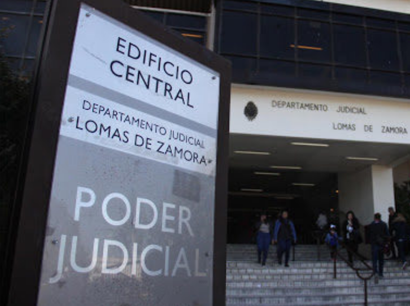 Lo iban a juzgar por matar a un vecino de Temperley pero postergan el juicio porque está estresado