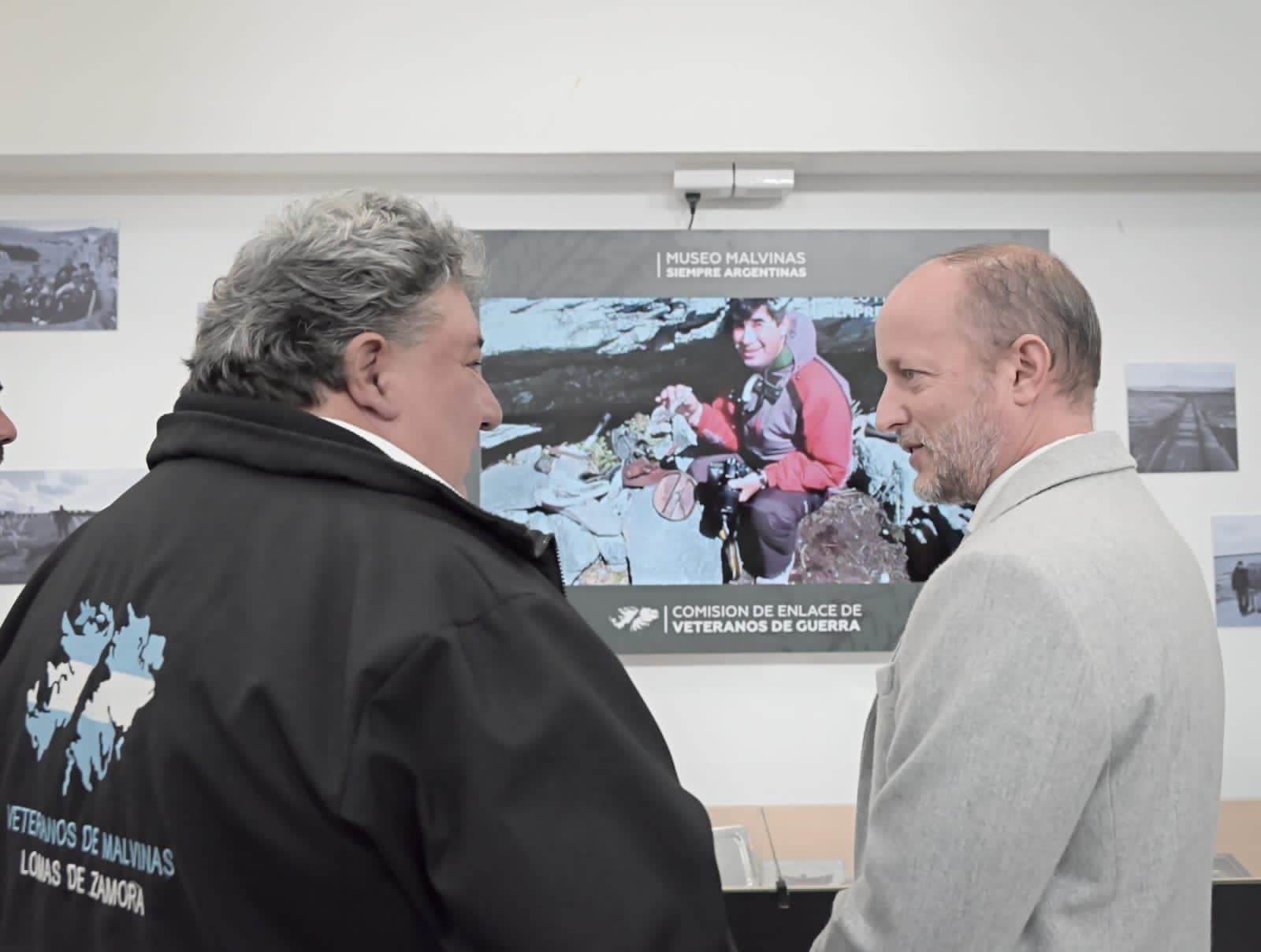 Insaurralde encabezó la reinauguración de la sede de Veteranos de Malvinas de Lomas de Zamora