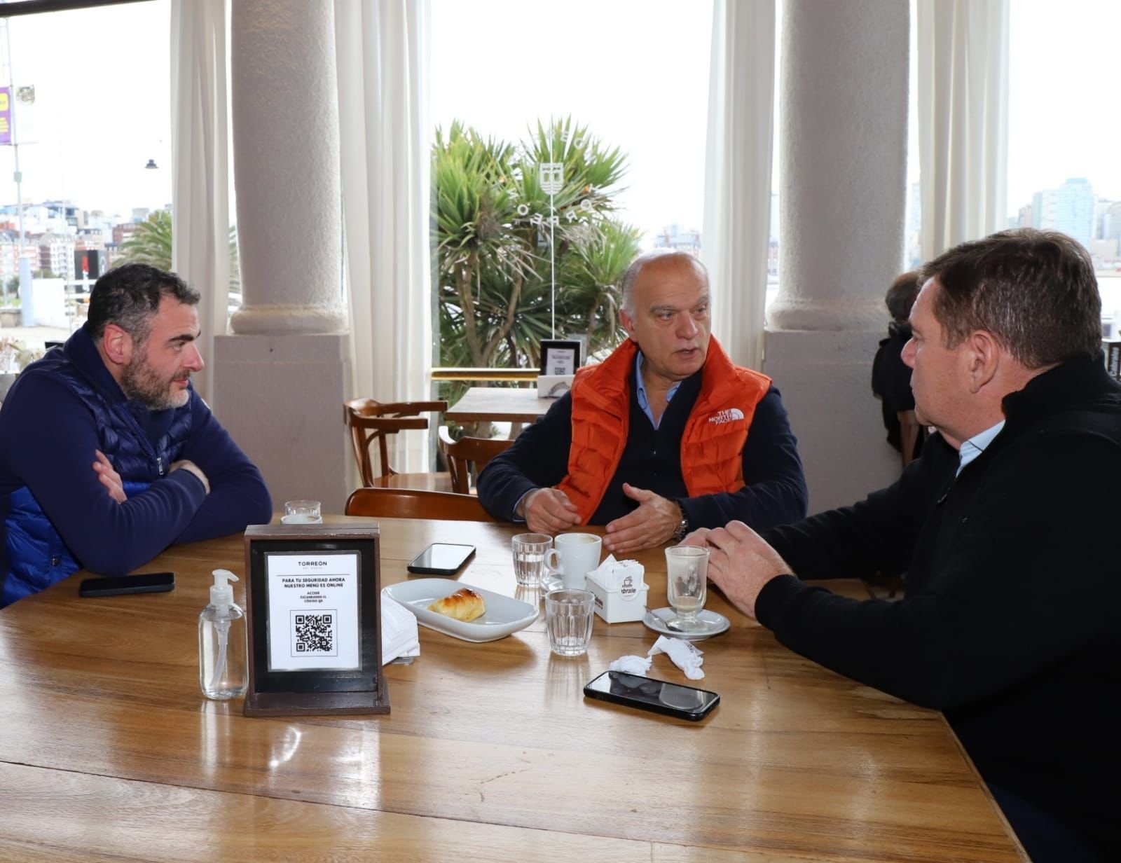 Néstor Grindetti pide por mayor autonomía Municipal