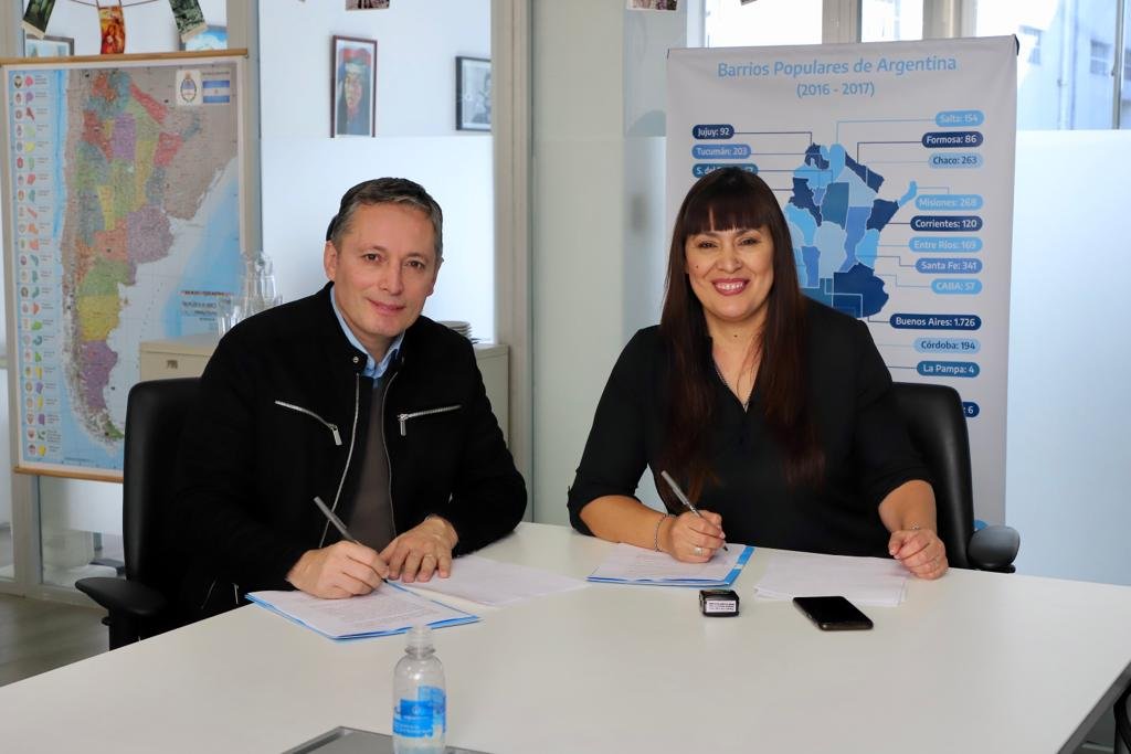 Fernando Gray firmó un convenio de integración socio urbana para barrios populares