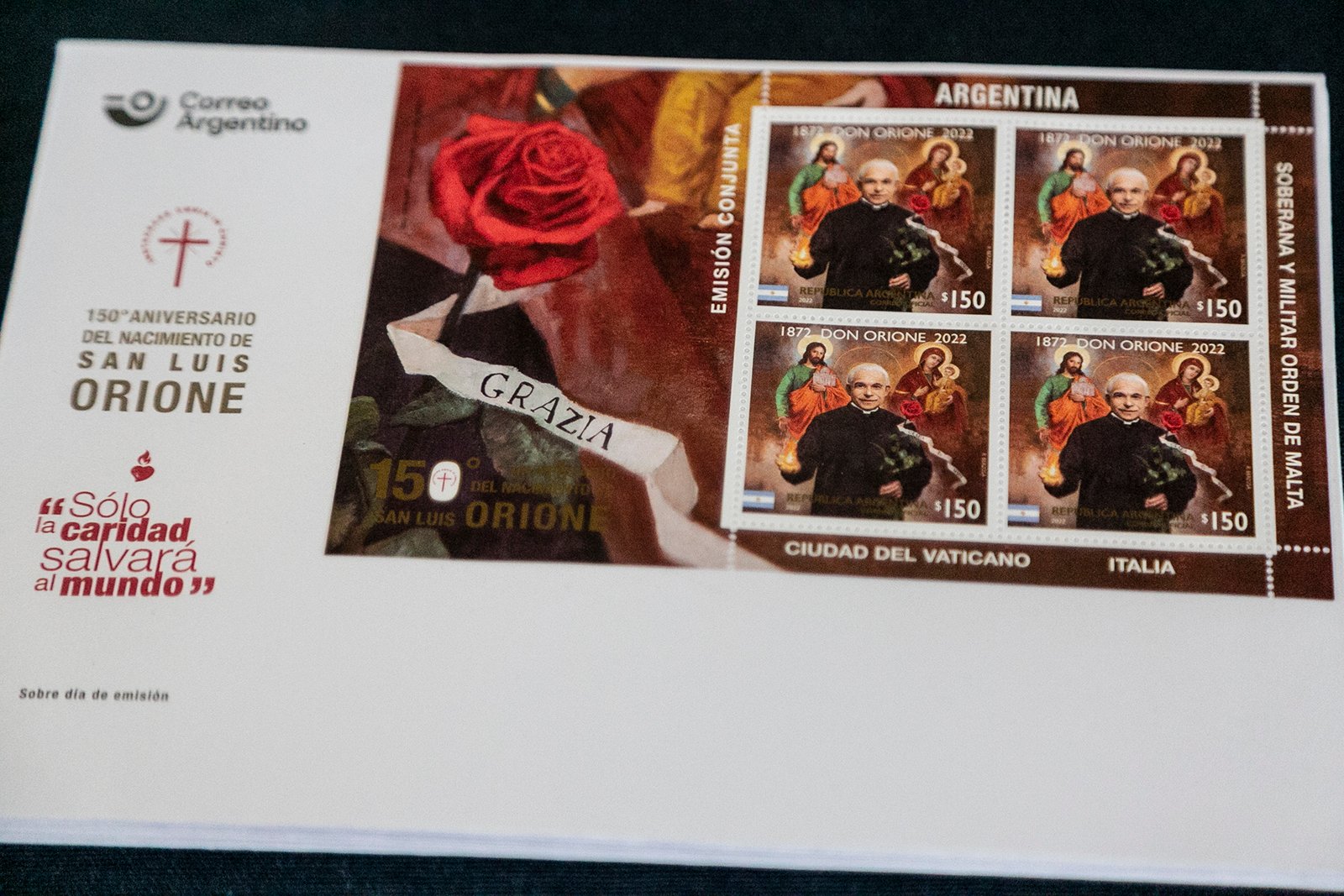 Presentaron una estampilla con la imagen de San Luis Orione, en el 150° aniversario de su nacimiento