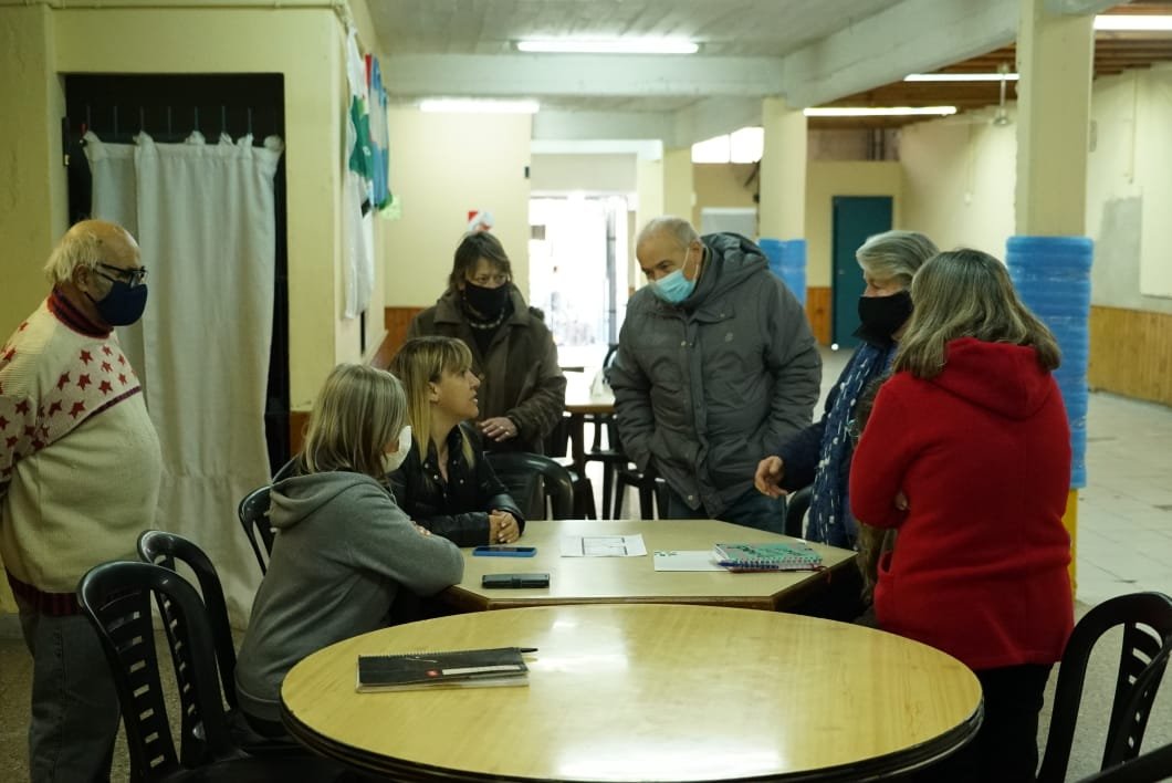 El Municipio entregó un subsidio a la Sociedad de Fomento Chimondegui de Monte Grande