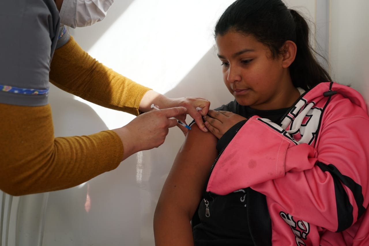 Operativo de vacunación contra el Covid en 9 de Abril