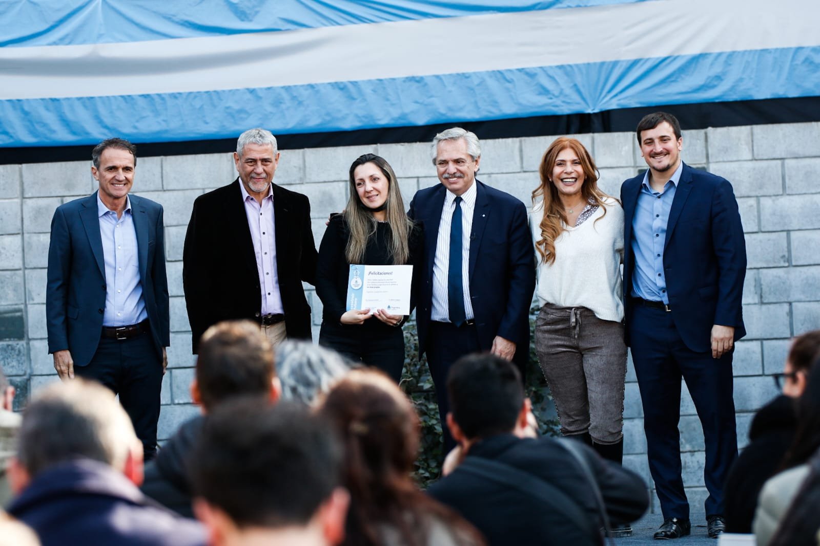 En Avellaneda: el presidente Alberto Fernández entregó viviendas y créditos
