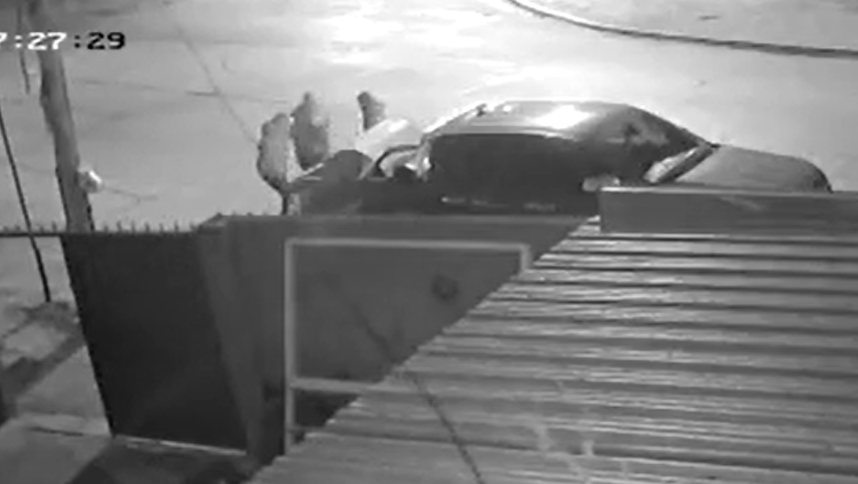 Berazategui: efectivo retirado resistió a un robo y baleó a dos ladrones