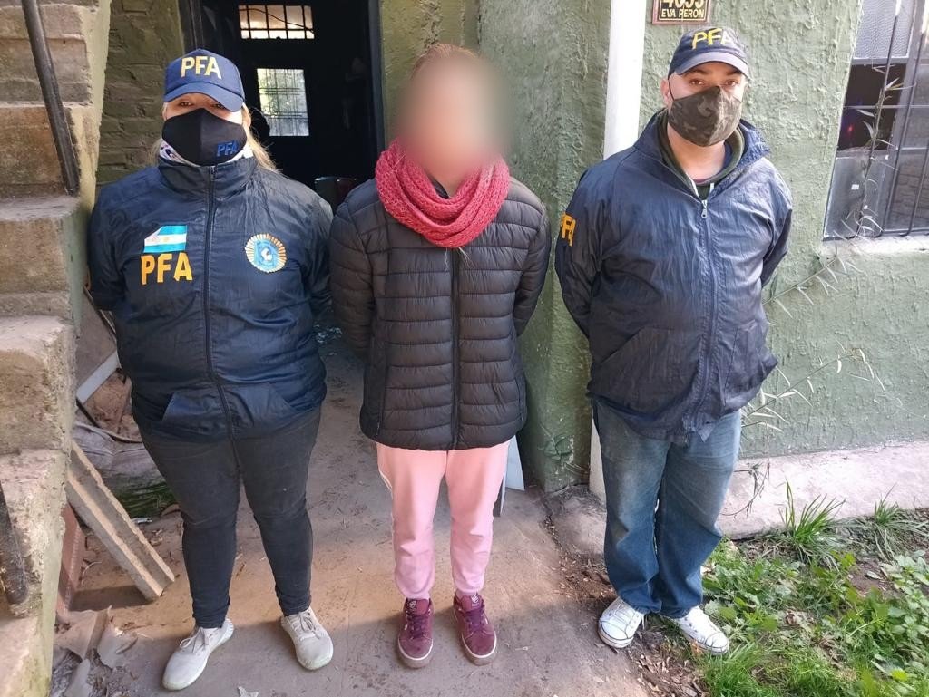 Diez detenidos: desarticulan banda acusada de estafar a Tarjeta Naranja