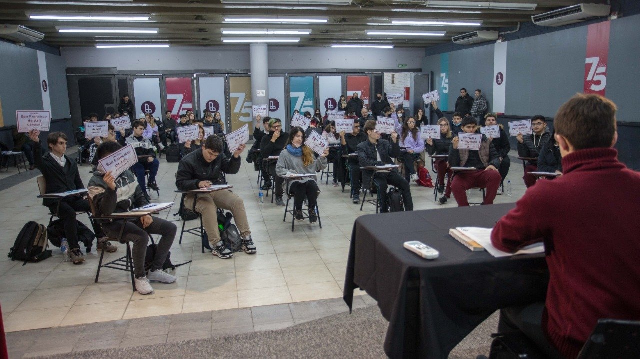 Lanús: nueva jornada del programa Parlamento Joven