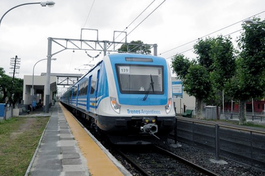 Ultimo momento: anuncian paro del Tren Roca a raíz de la agresión sufrida por un maquinista luego de un accidente fatal