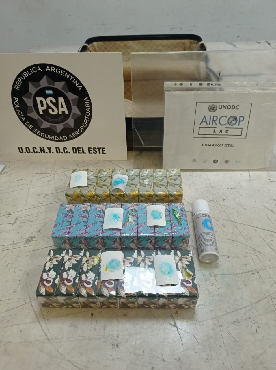 En el Aeropuerto de Ezeiza: detuvieron a un hombre que llevaba 4 kilos de cocaína ocultos en jabones