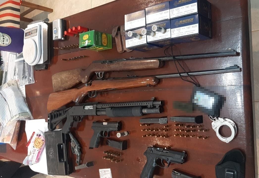 Allanamientos en José C. Paz, Moreno, Pilar y Lomas de Zamora: Gendarmería desbarató banda que secuestraba, alquilaba y comercializaba armas y drogas